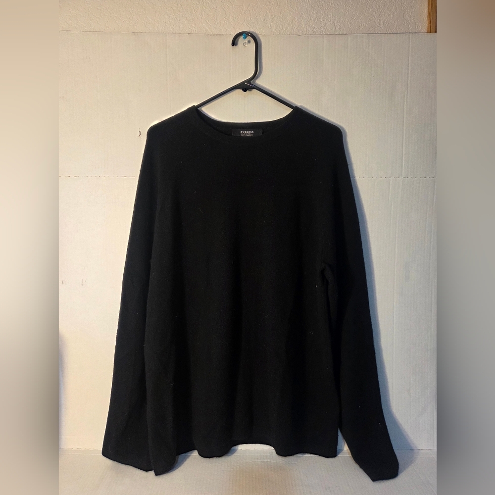 Express Women's Classic Black Crewneck Sweater Size Large